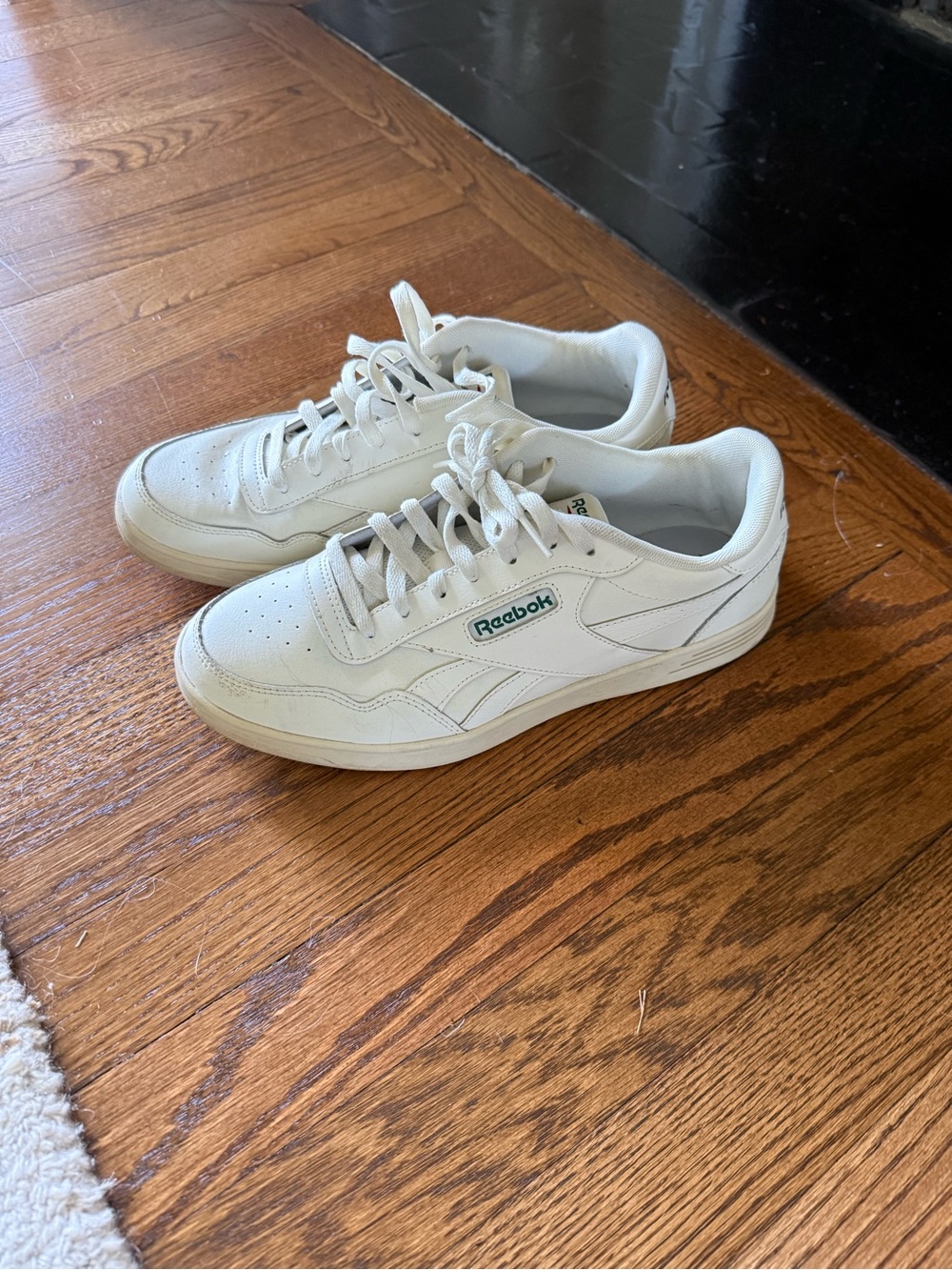 Reebok Off-White Leather Low-Top Sneakers
